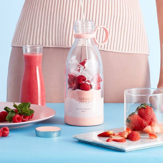 Mini Juicer Bottle for Traveling